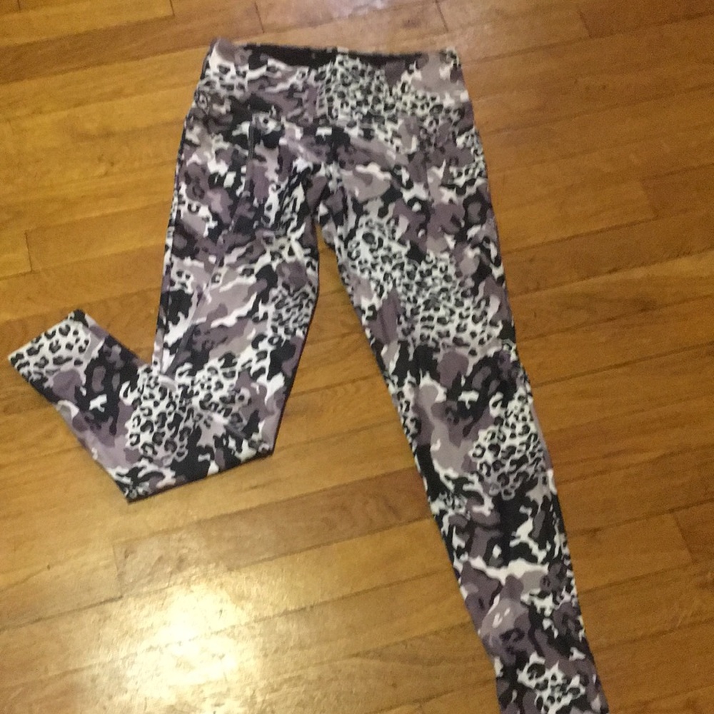 Flywheel brand leggings